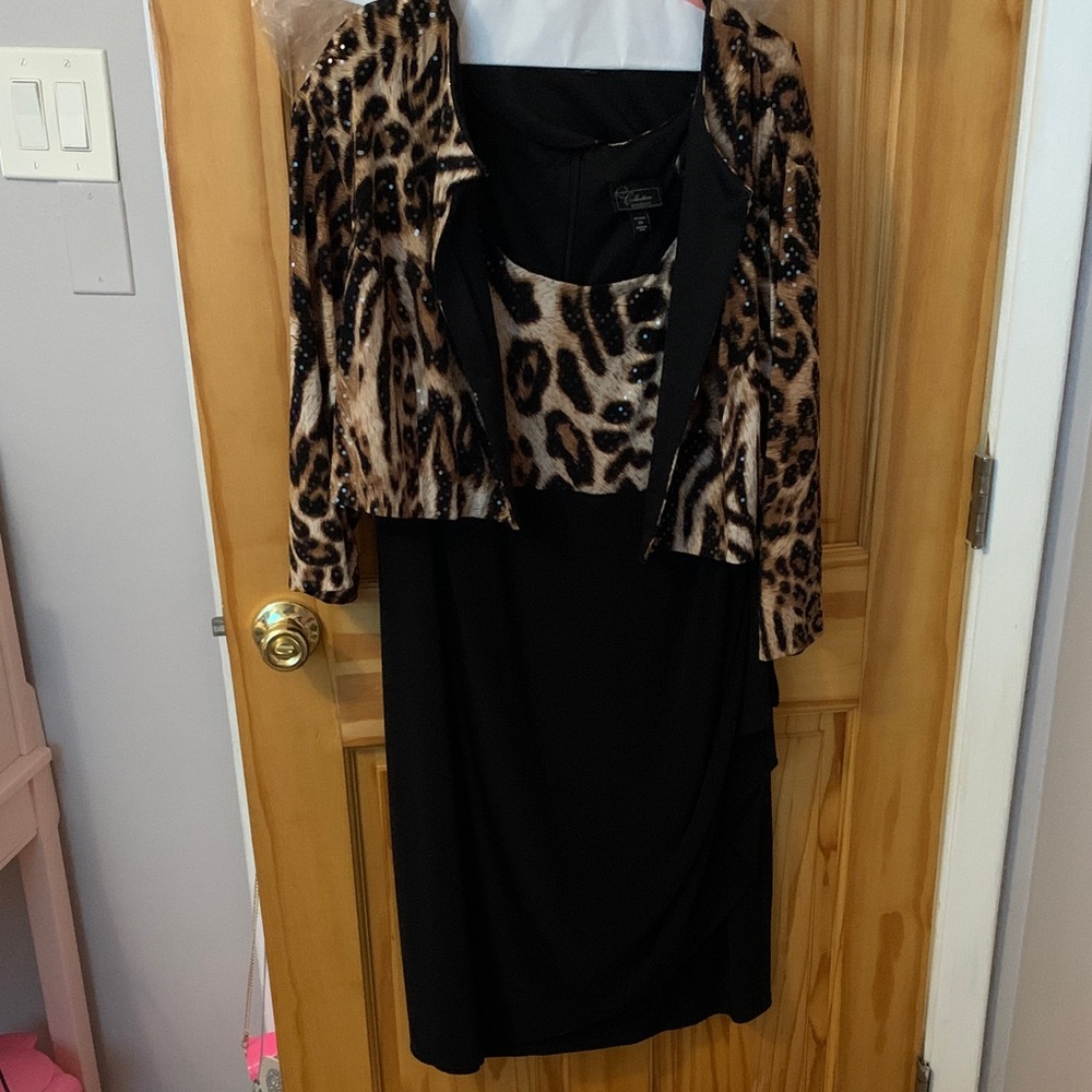 Dressbarn Collection Black and Leopard Ensemble